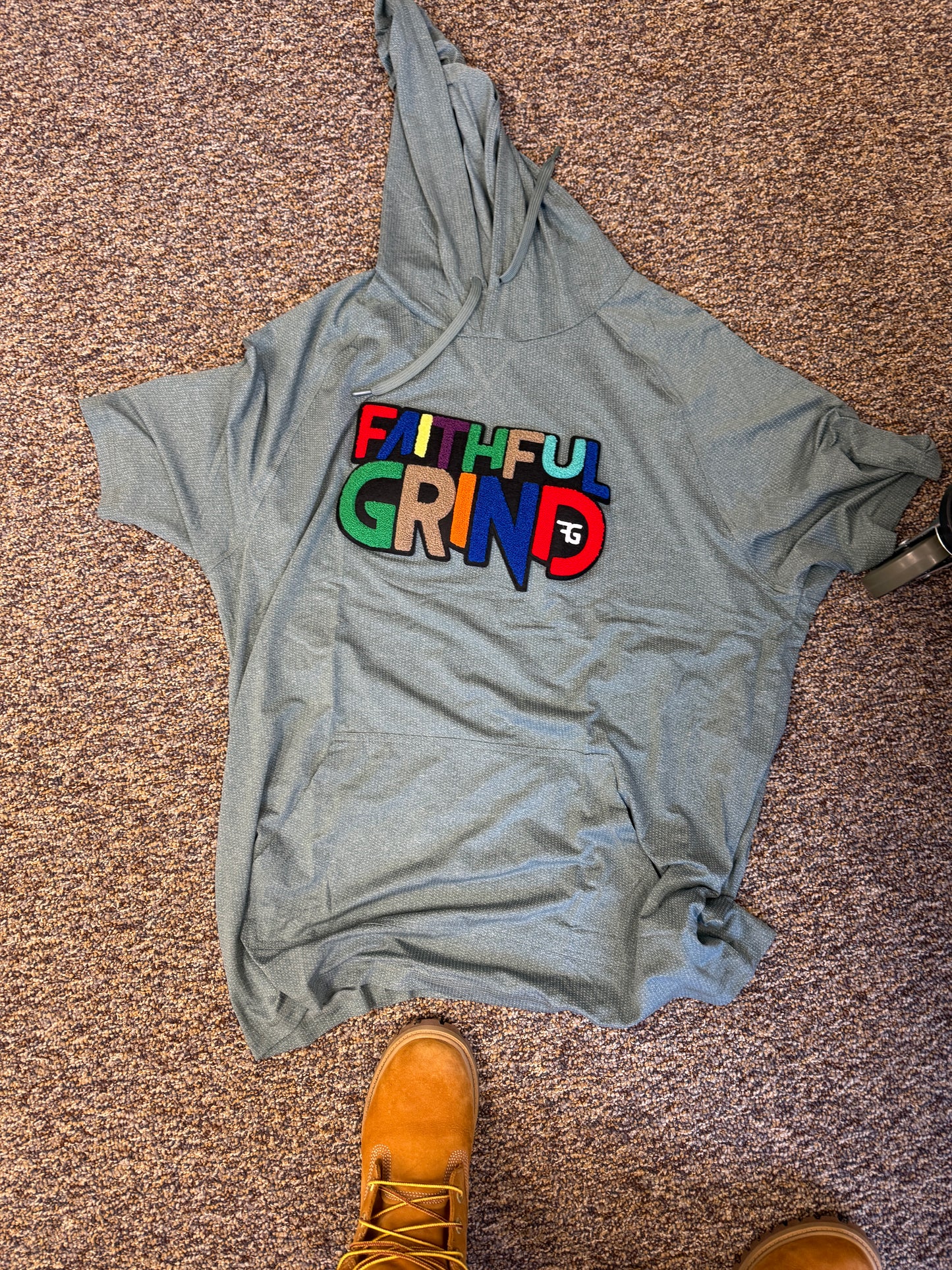 Color Wave Short Sleeve Hoodie/Tshirt